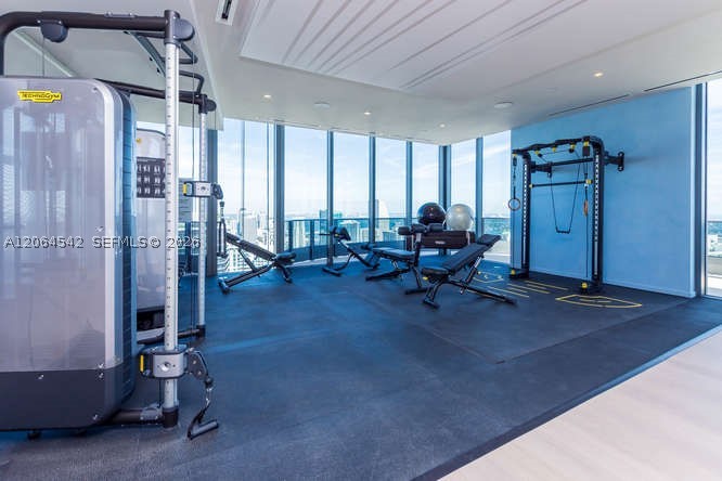 1000 Brickell Plz #4104, Miami FL 33131