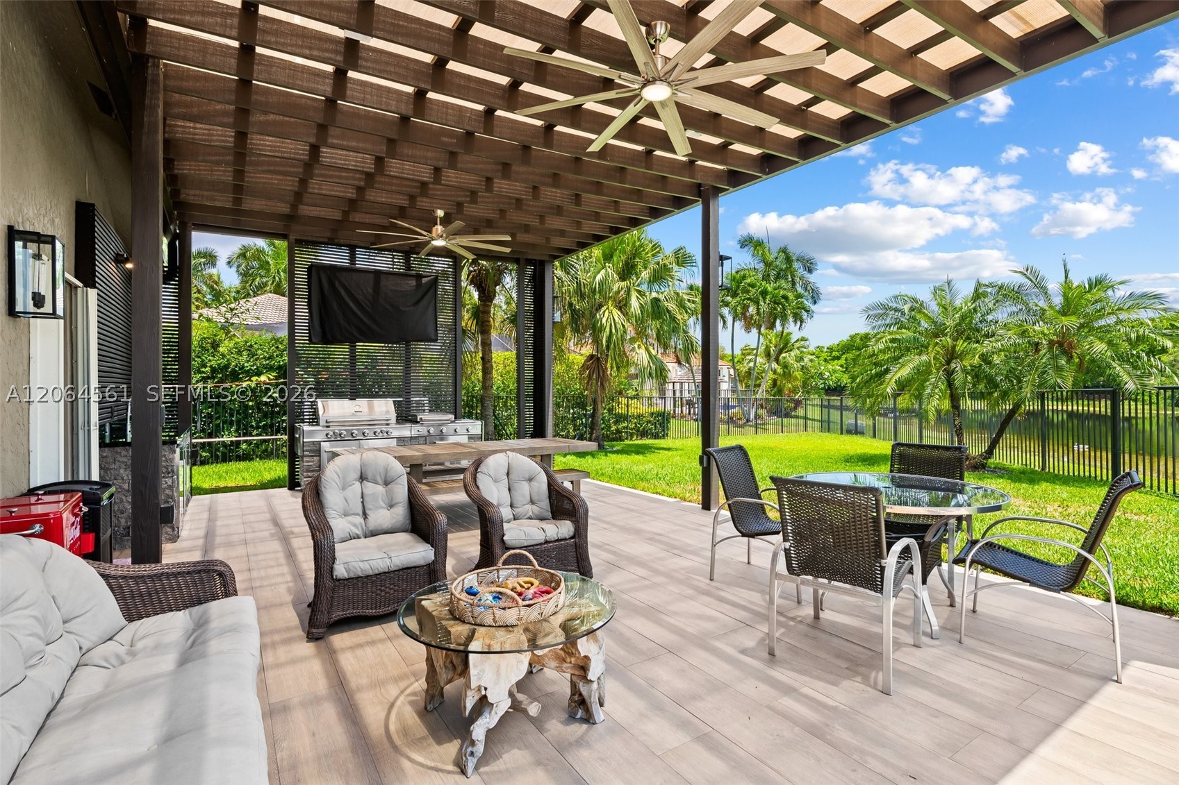 2498 Eagle Run Dr #2498, Weston FL 33327