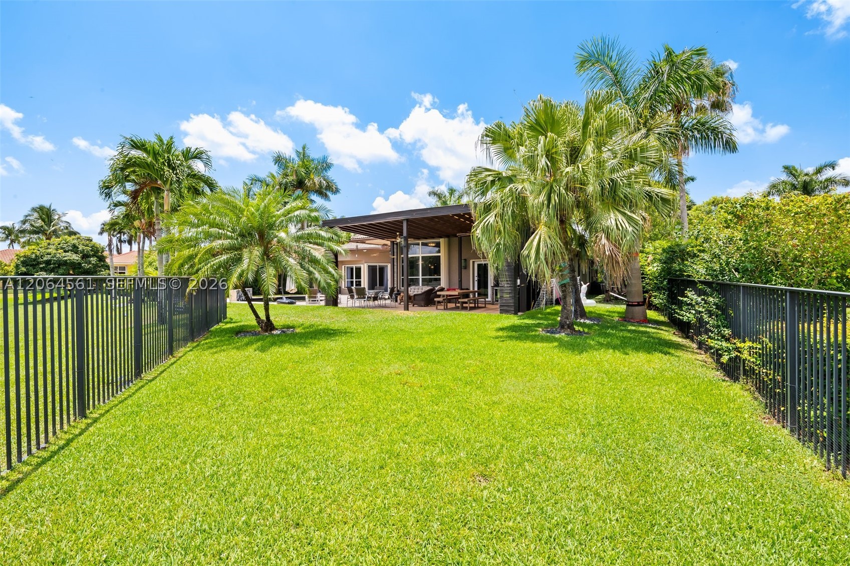 2498 Eagle Run Dr #2498, Weston FL 33327
