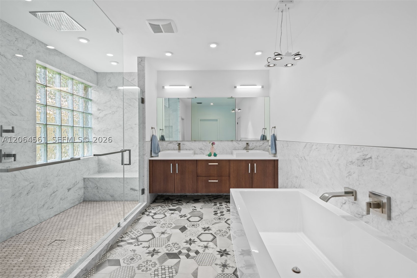 2498 Eagle Run Dr #2498, Weston FL 33327
