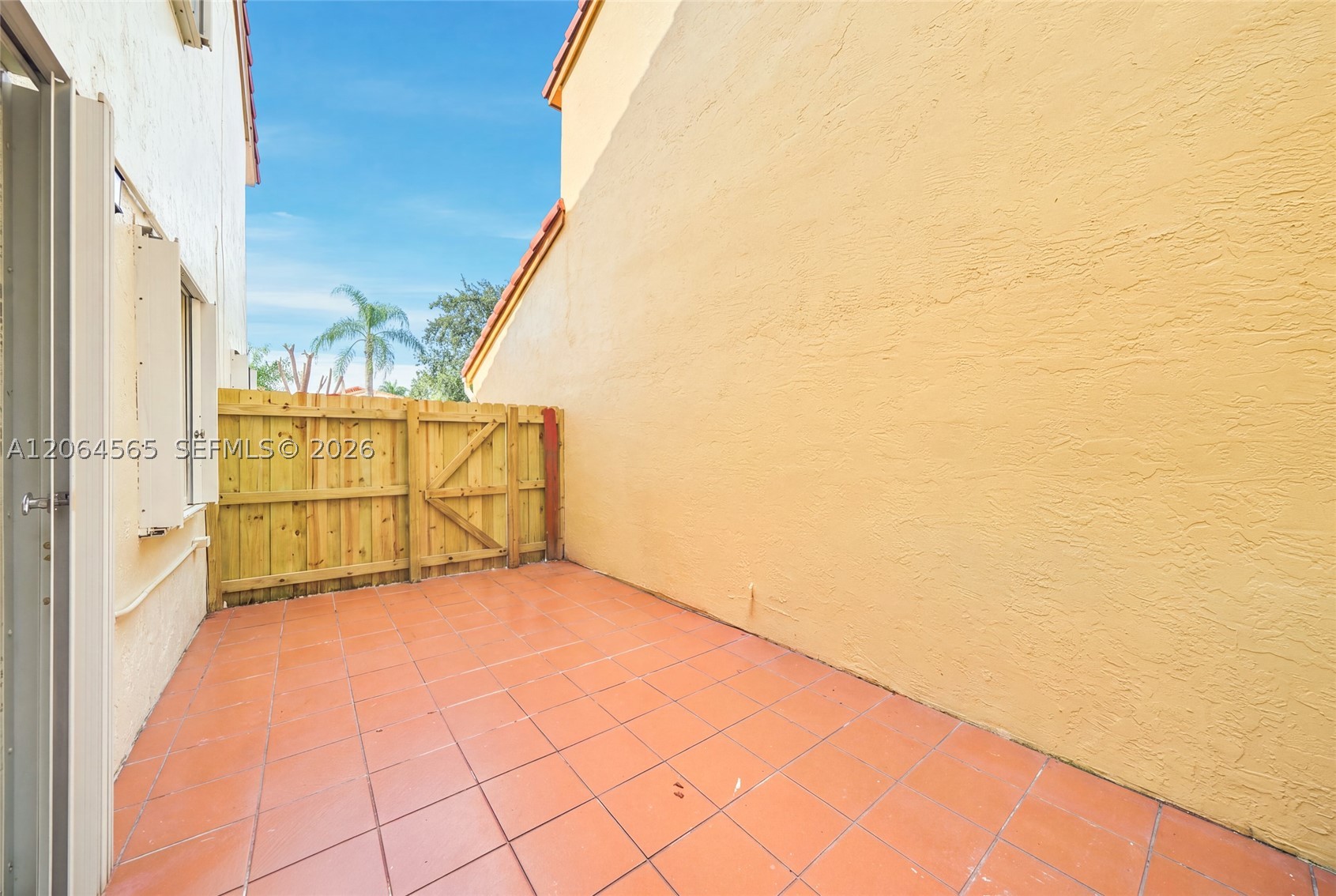 14986 SW 113th St, Miami FL 33196