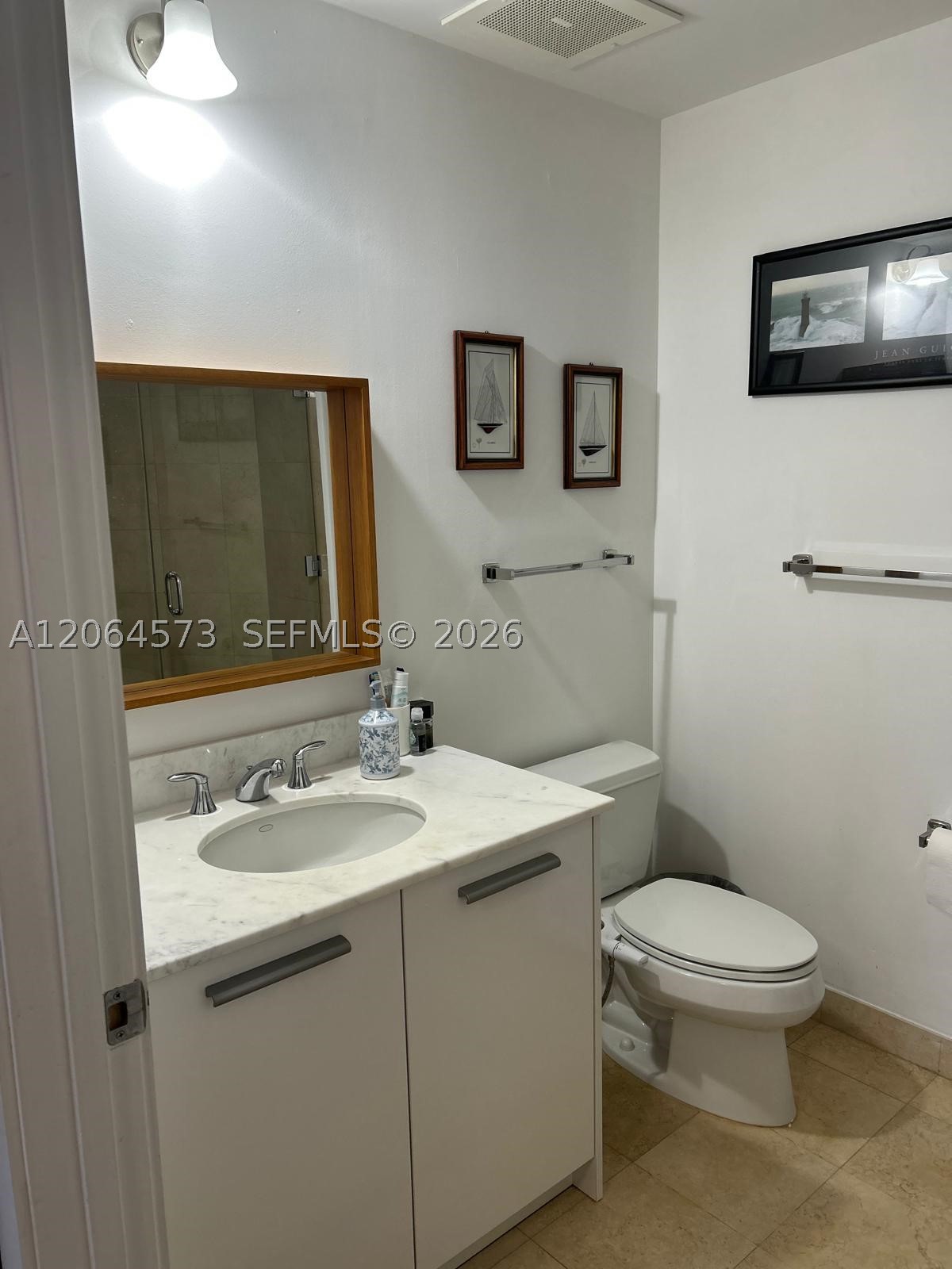 1060 Brickell Ave #2717, Miami FL 33131