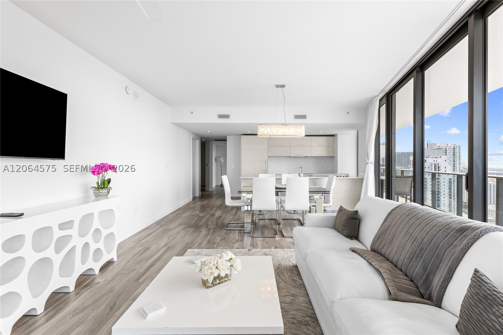 1300 S Miami Ave #4505, Miami FL 33130
