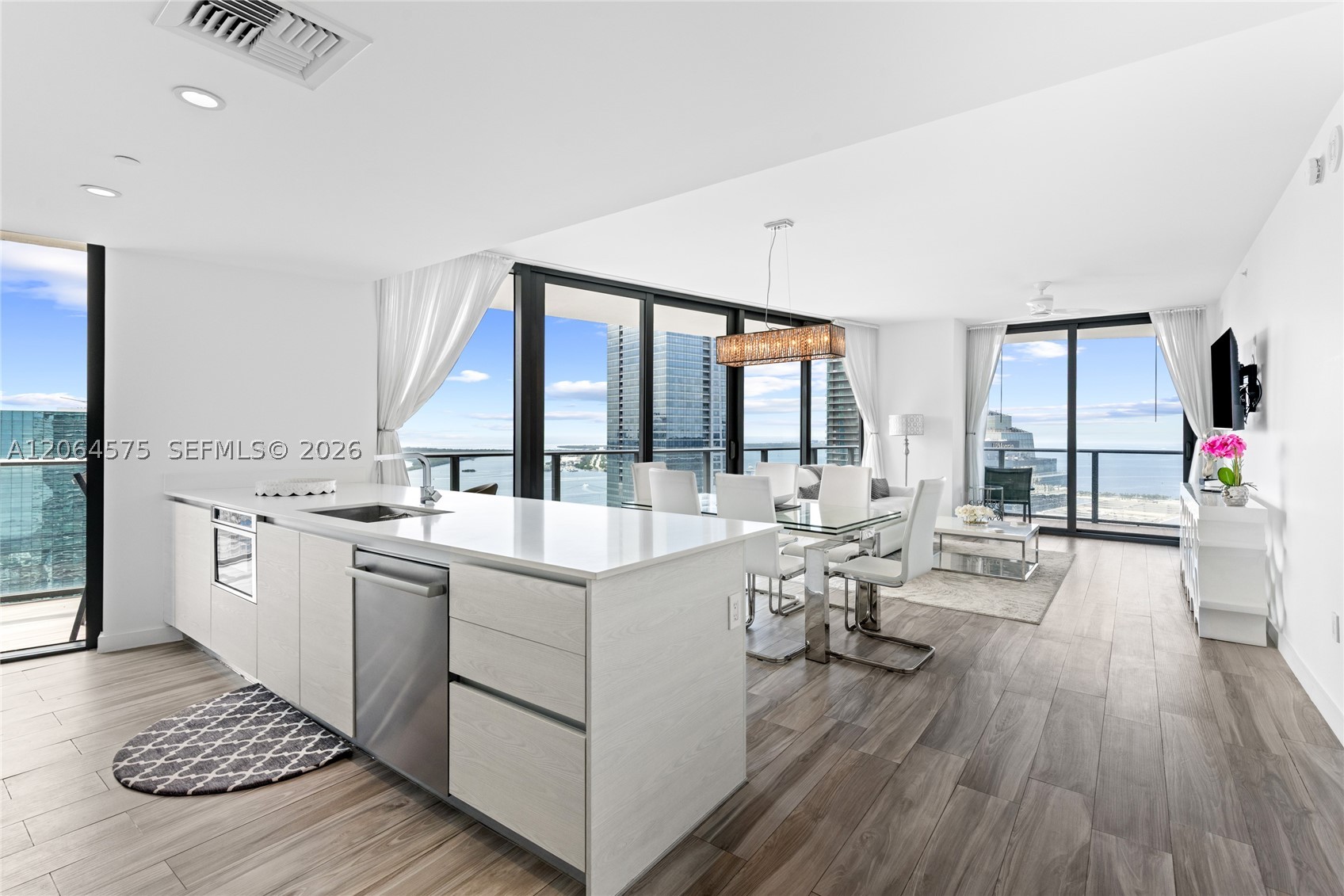 1300 S Miami Ave #4505, Miami FL 33130