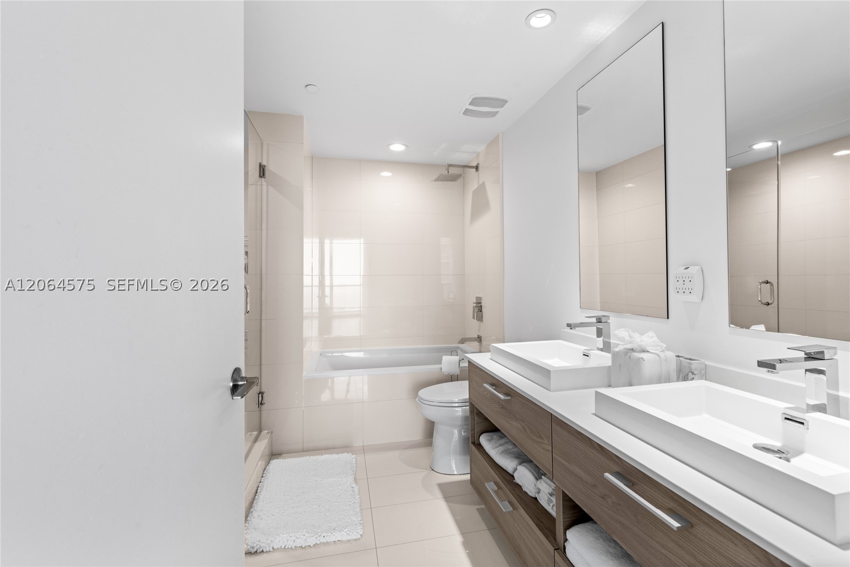 1300 S Miami Ave #4505, Miami FL 33130