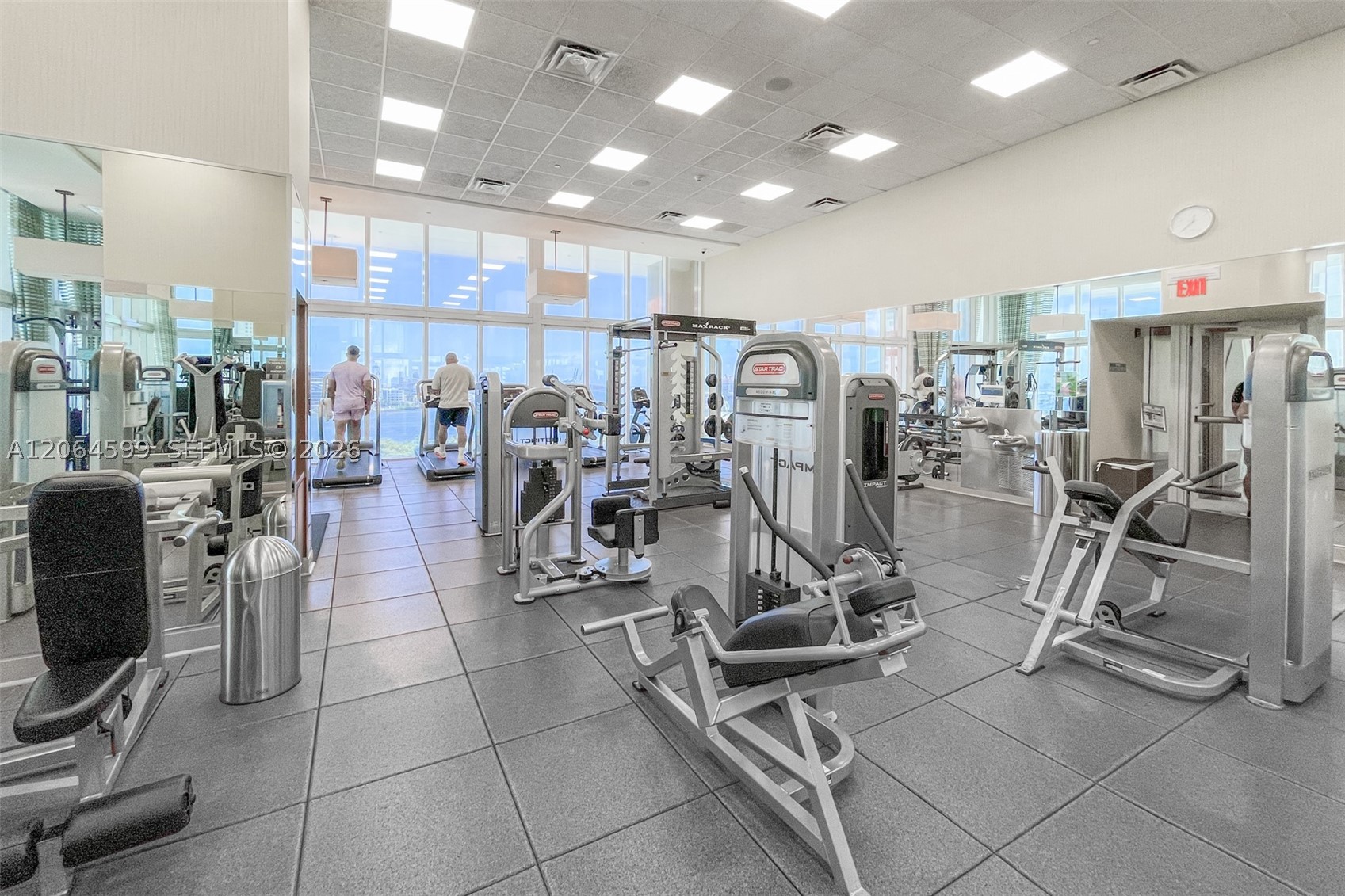 50 Biscayne Blvd #2505, Miami FL 33132