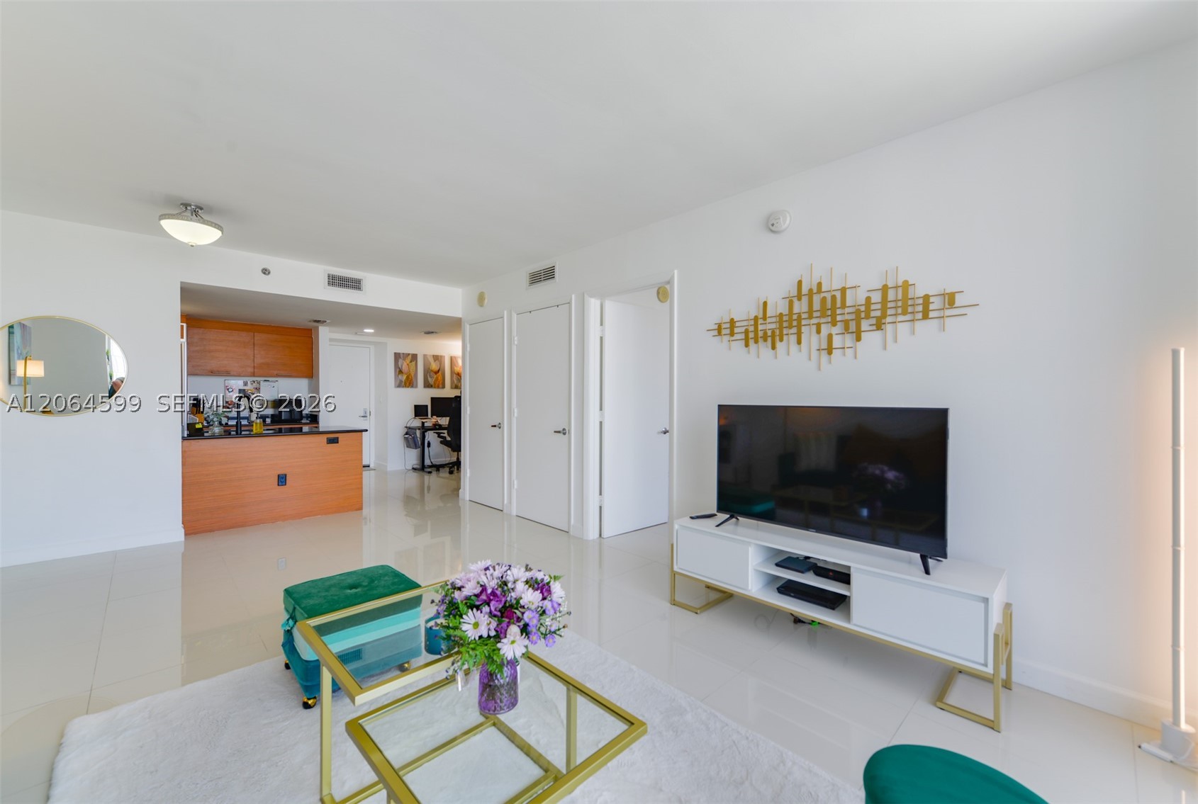 50 Biscayne Blvd #2505, Miami FL 33132