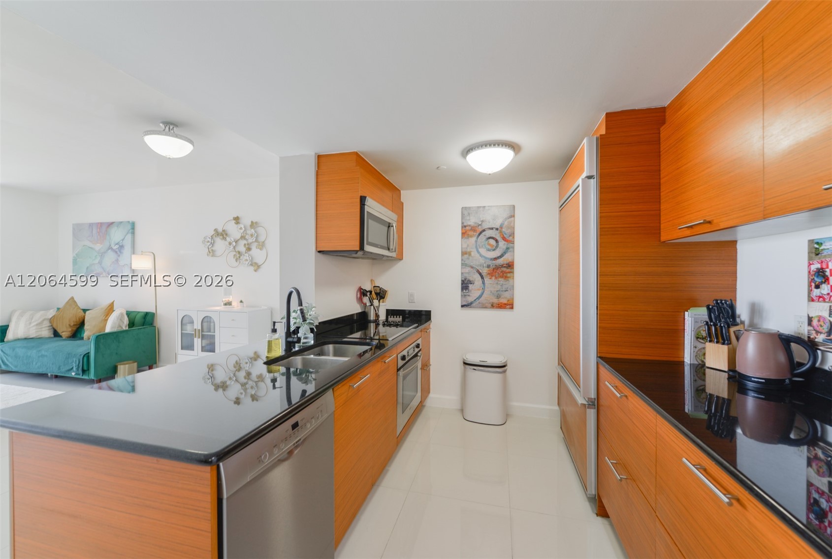 50 Biscayne Blvd #2505, Miami FL 33132
