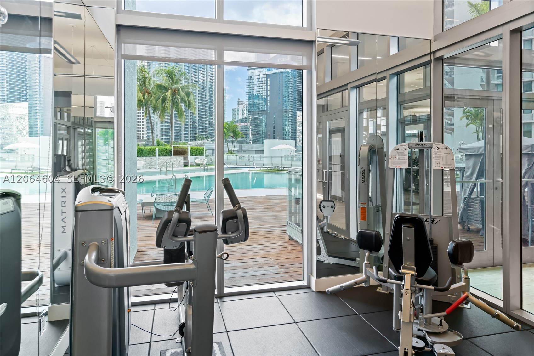 90 SW 3rd St #3504, Miami FL 33130