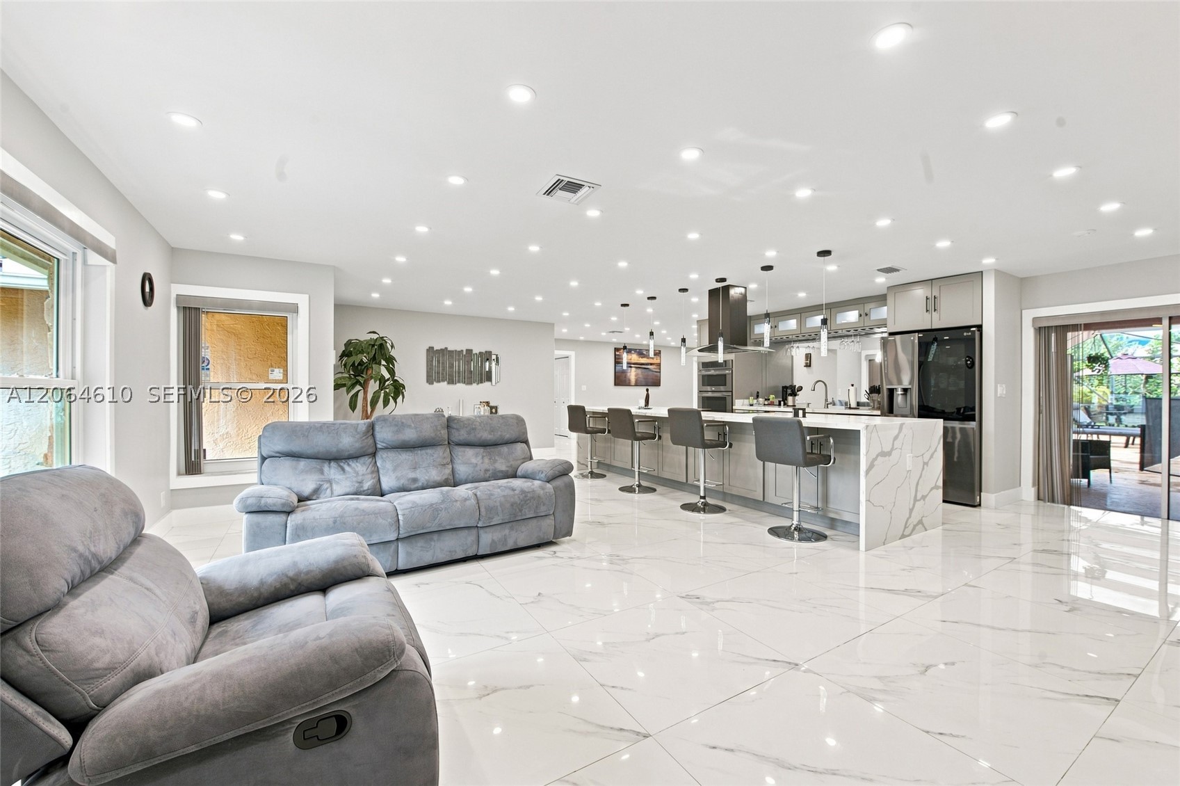821 Ramblewood Dr #821, Coral Springs FL 33071