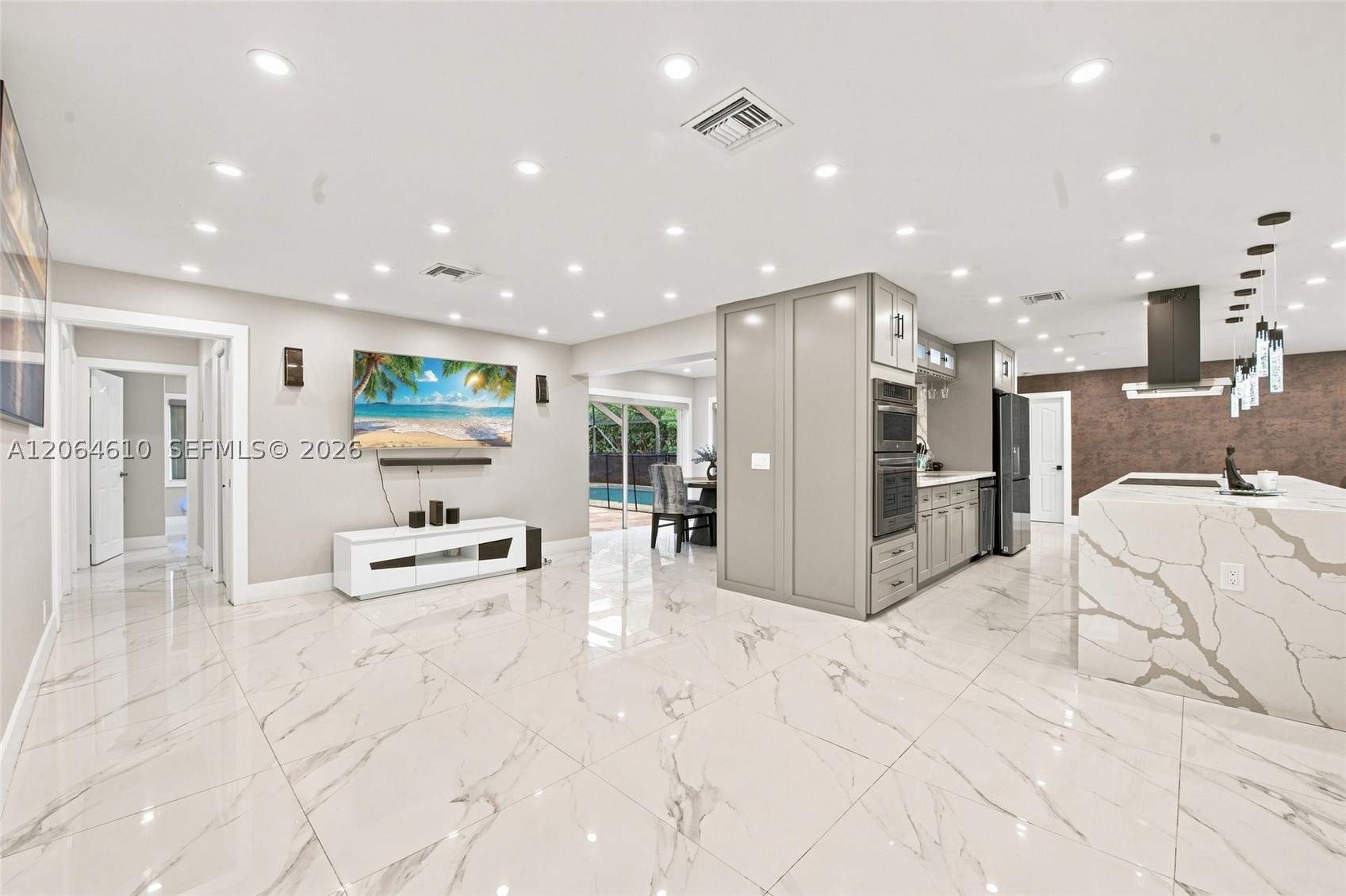 821 Ramblewood Dr #821, Coral Springs FL 33071
