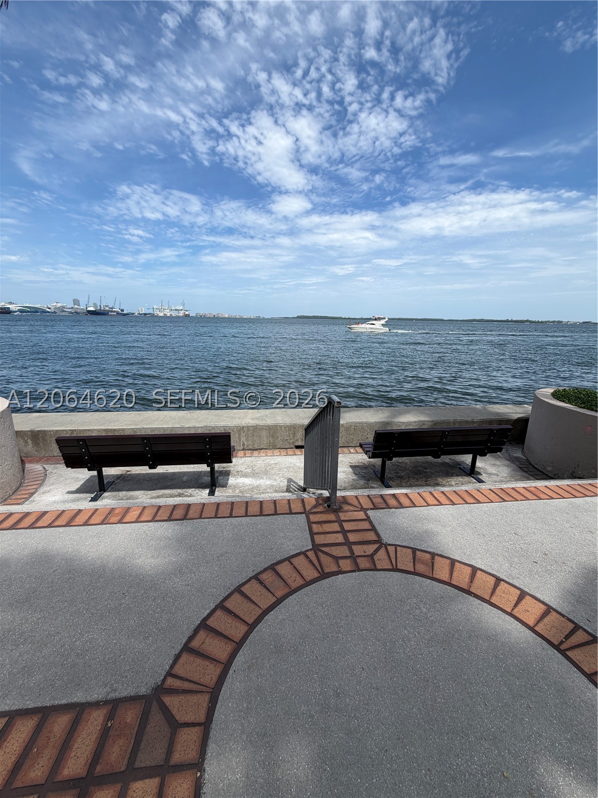540 BRICKELL KEY DR #617, Miami FL 33131