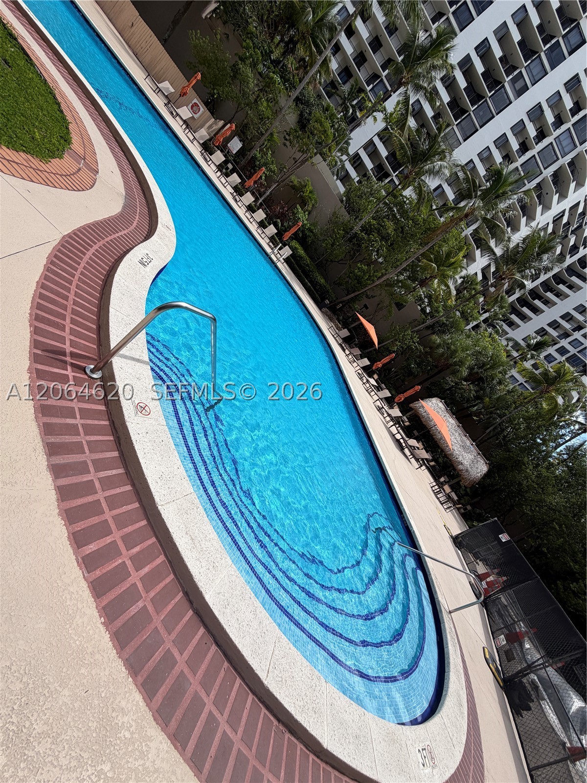 540 BRICKELL KEY DR #617, Miami FL 33131