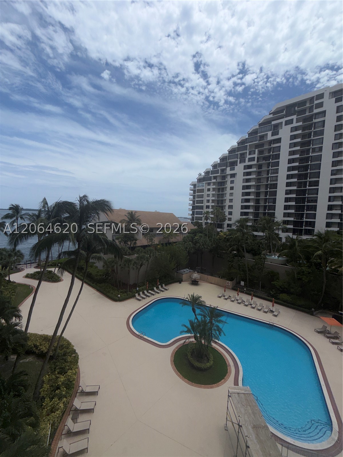 540 BRICKELL KEY DR #617, Miami FL 33131