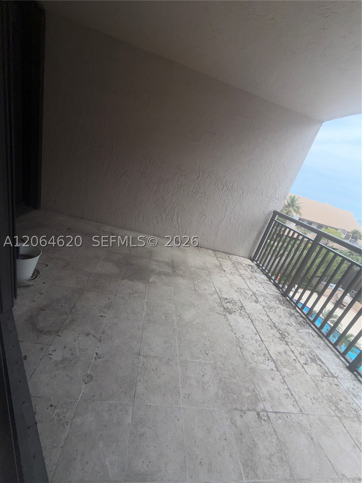 540 BRICKELL KEY DR #617, Miami FL 33131