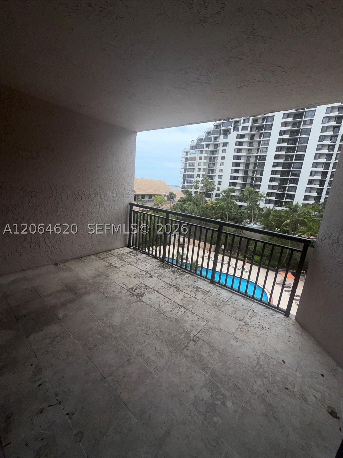 540 BRICKELL KEY DR #617, Miami FL 33131