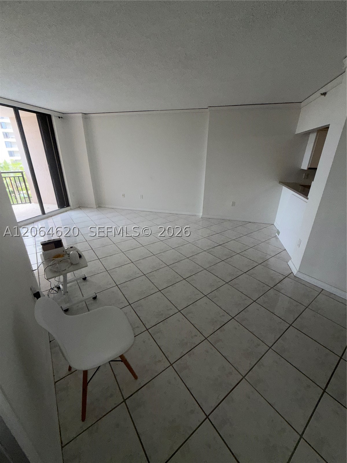 540 BRICKELL KEY DR #617, Miami FL 33131