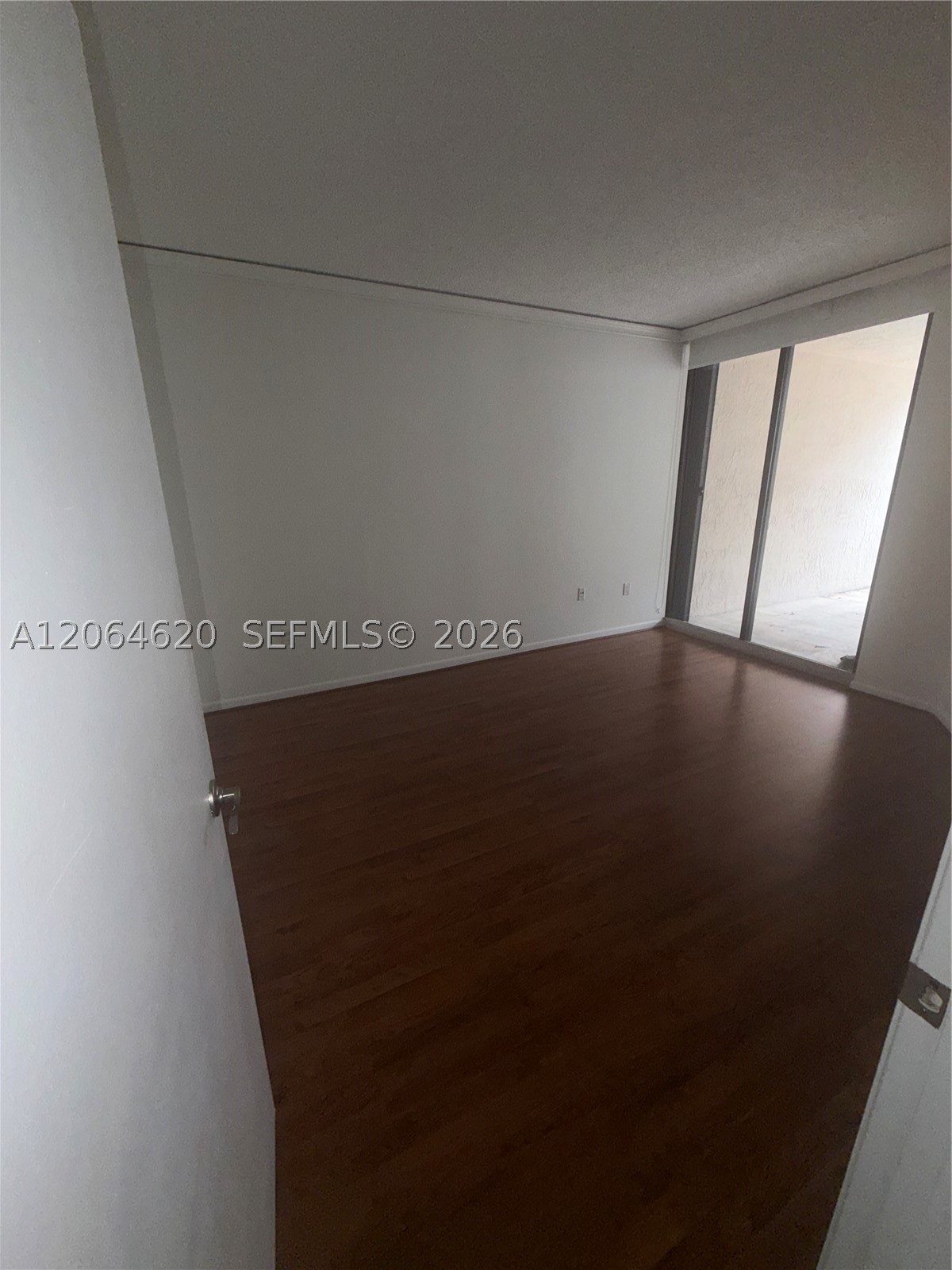 540 BRICKELL KEY DR #617, Miami FL 33131