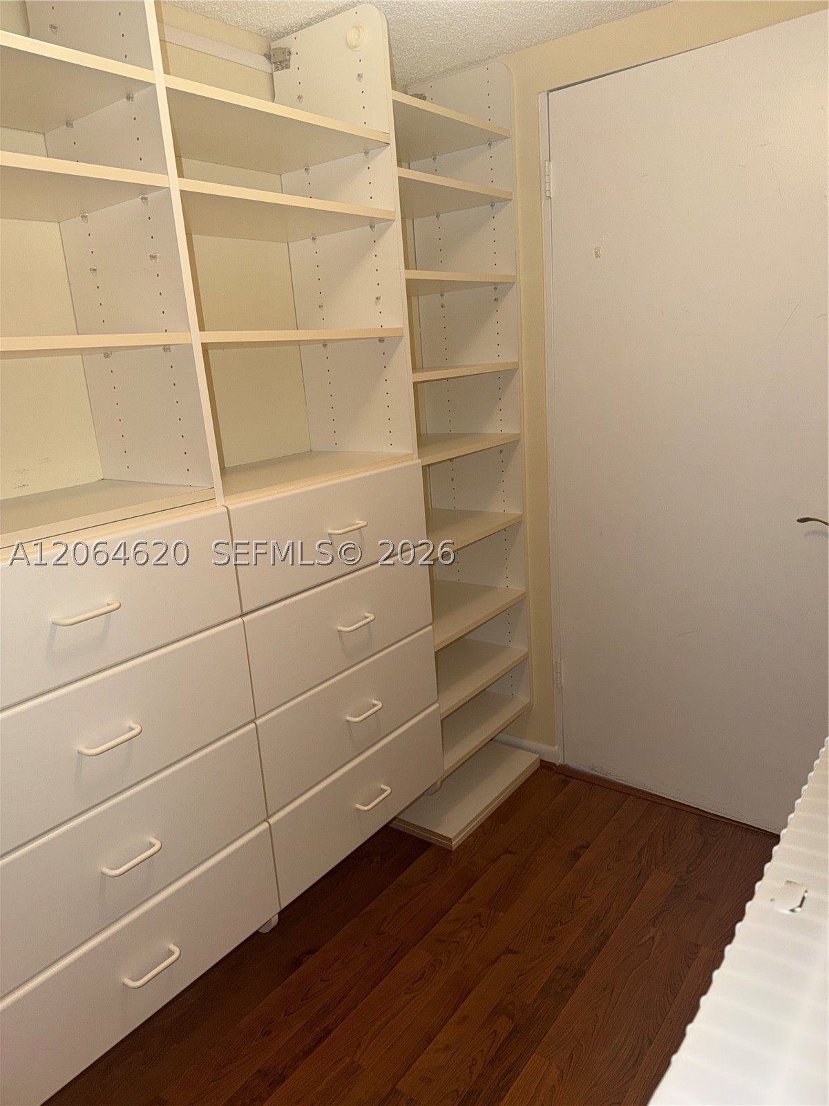 540 BRICKELL KEY DR #617, Miami FL 33131