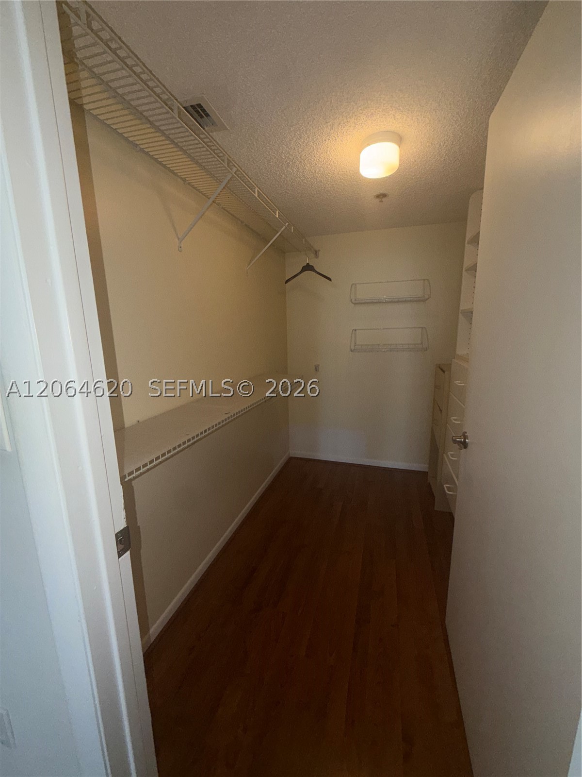540 BRICKELL KEY DR #617, Miami FL 33131