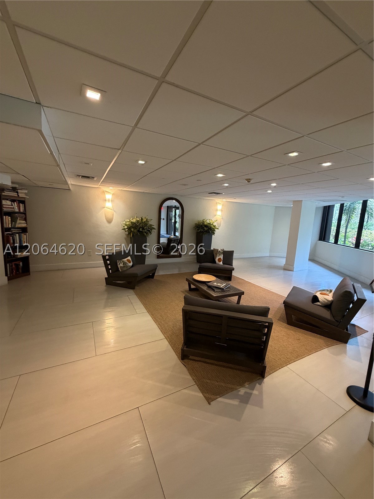 540 BRICKELL KEY DR #617, Miami FL 33131
