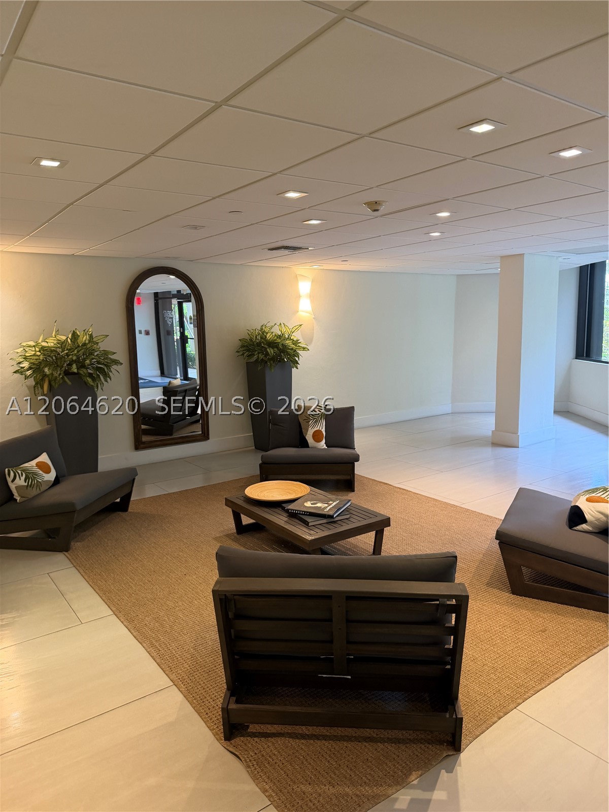 540 BRICKELL KEY DR #617, Miami FL 33131