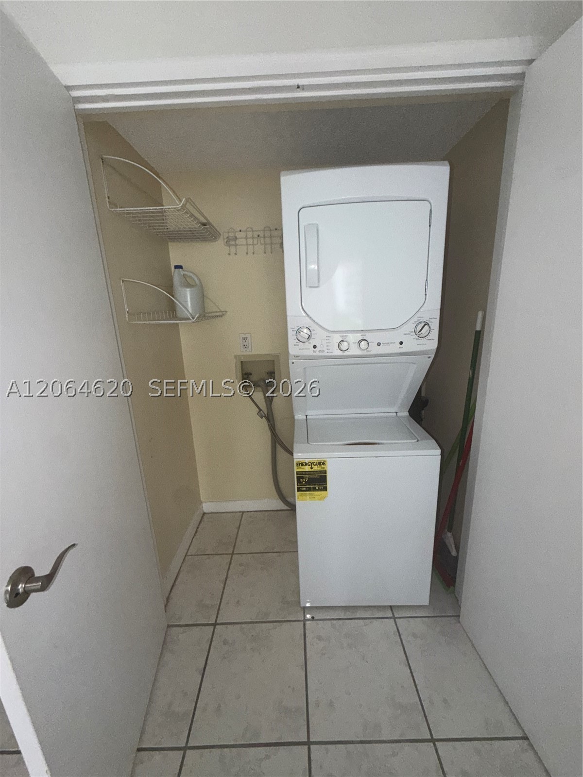 540 BRICKELL KEY DR #617, Miami FL 33131