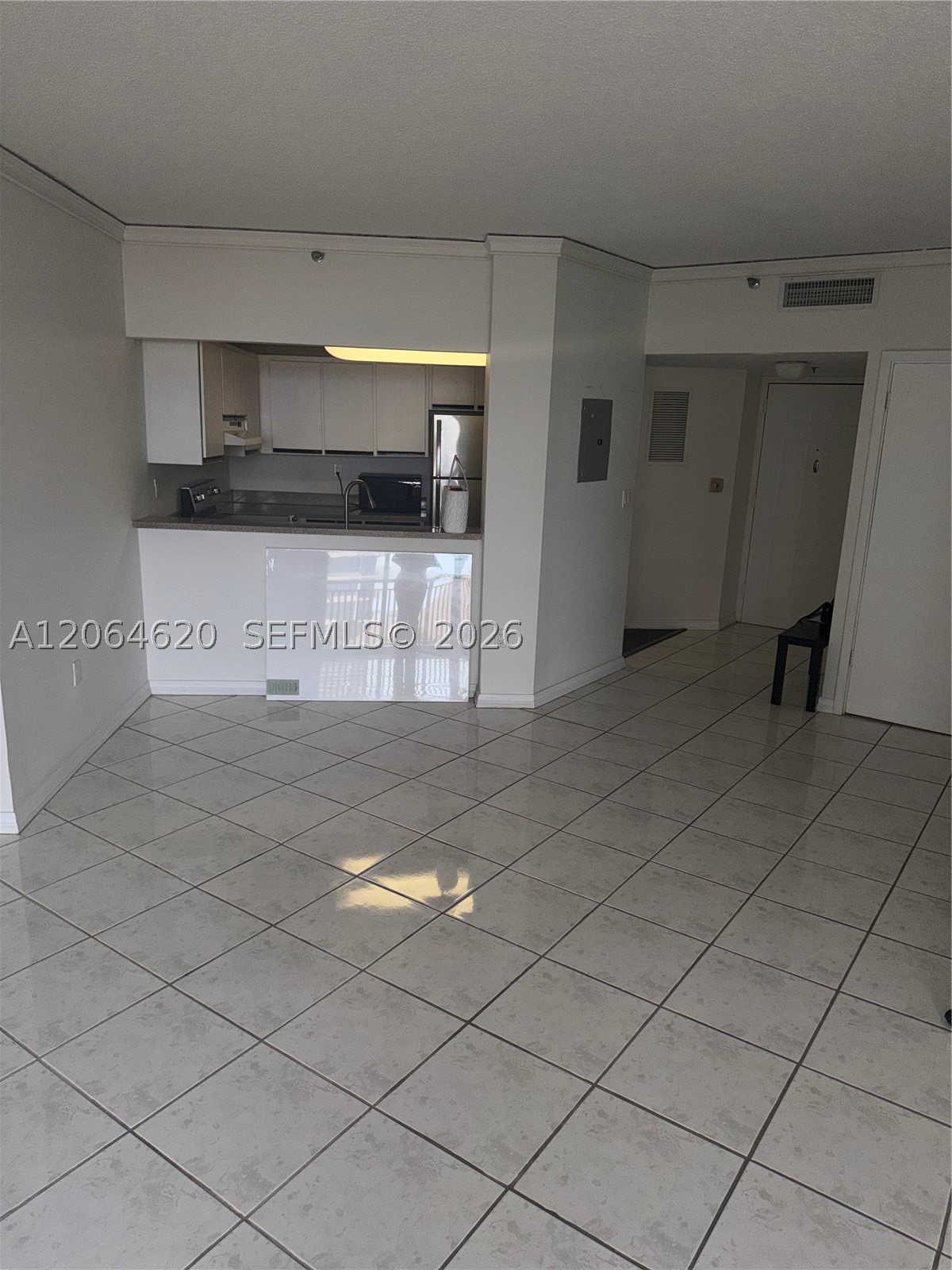 540 BRICKELL KEY DR #617, Miami FL 33131