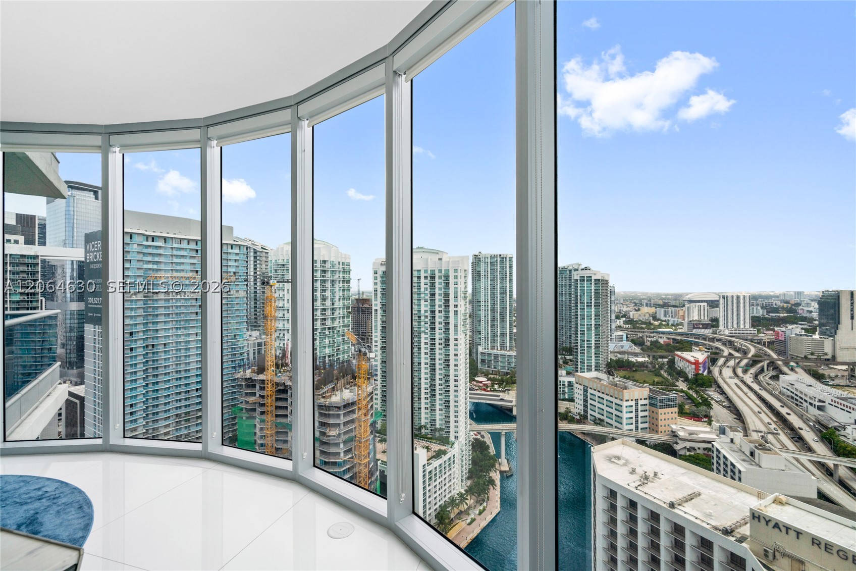 200 Biscayne Boulevard Way #3802, Miami FL 33131