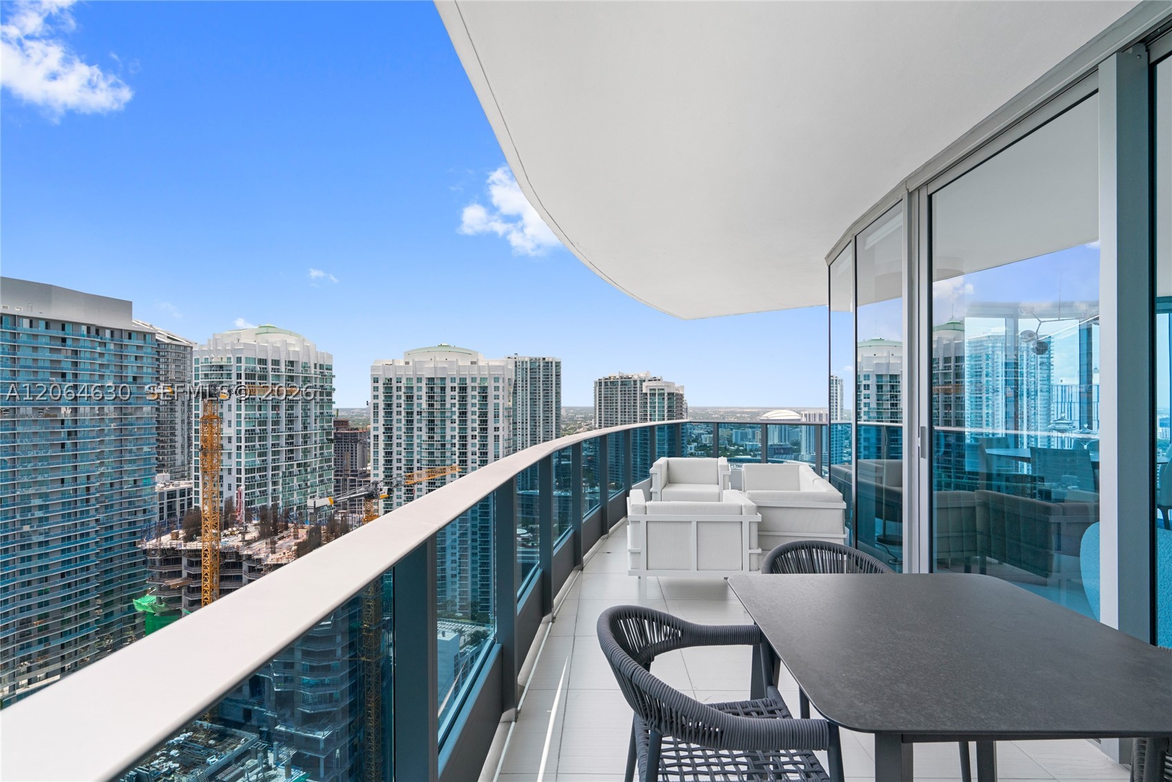 200 Biscayne Boulevard Way #3802, Miami FL 33131