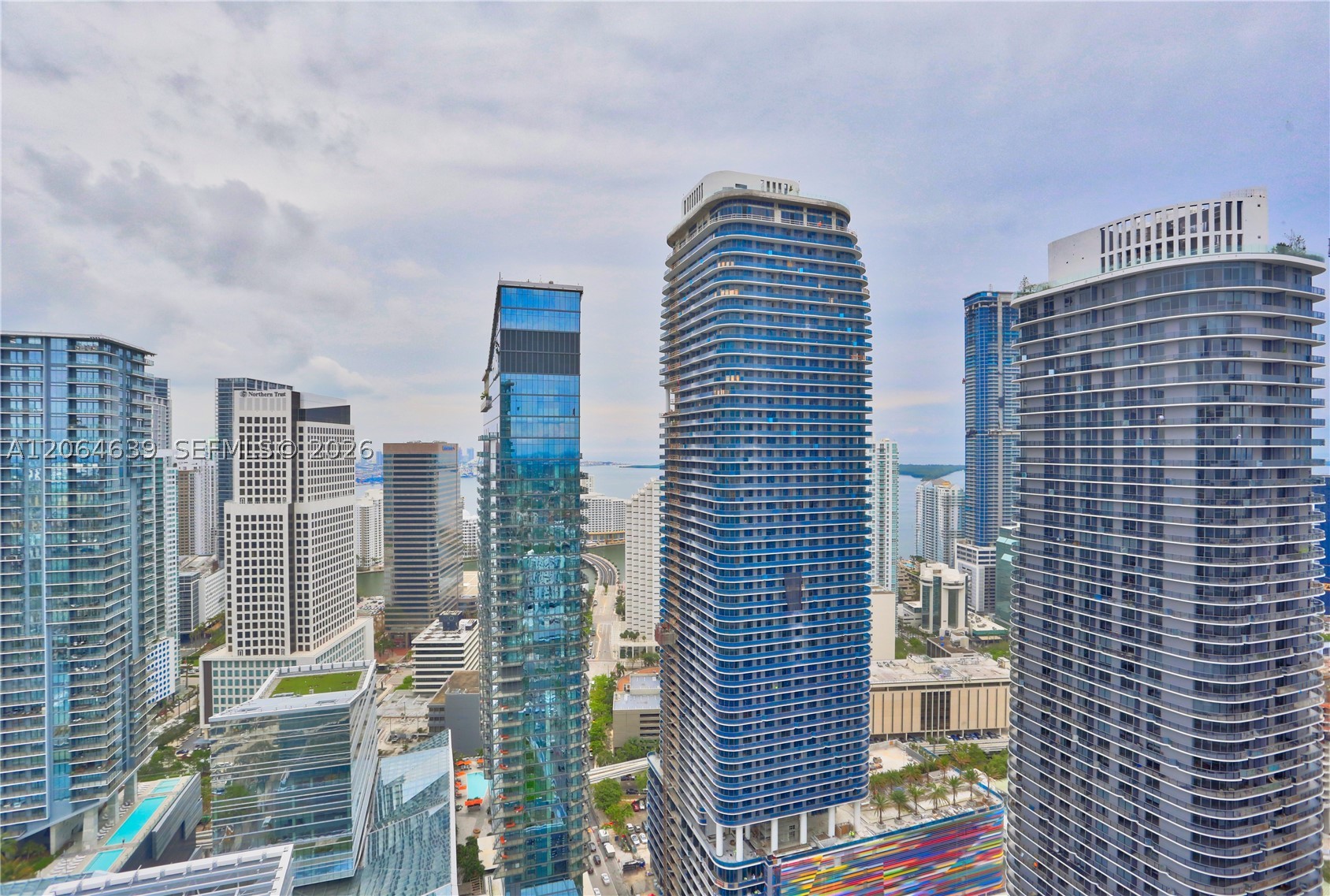 88 SW 7th St #3805, Miami FL 33130