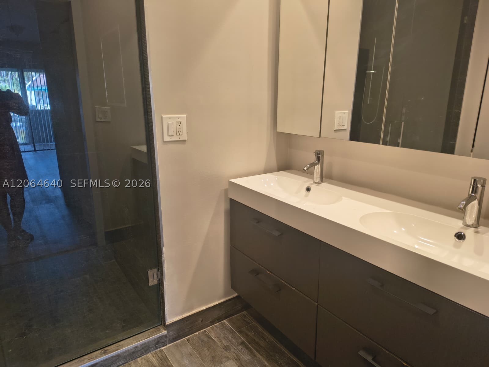 7001 S Loch Isle Dr S #7001, Miami Lakes FL 33014