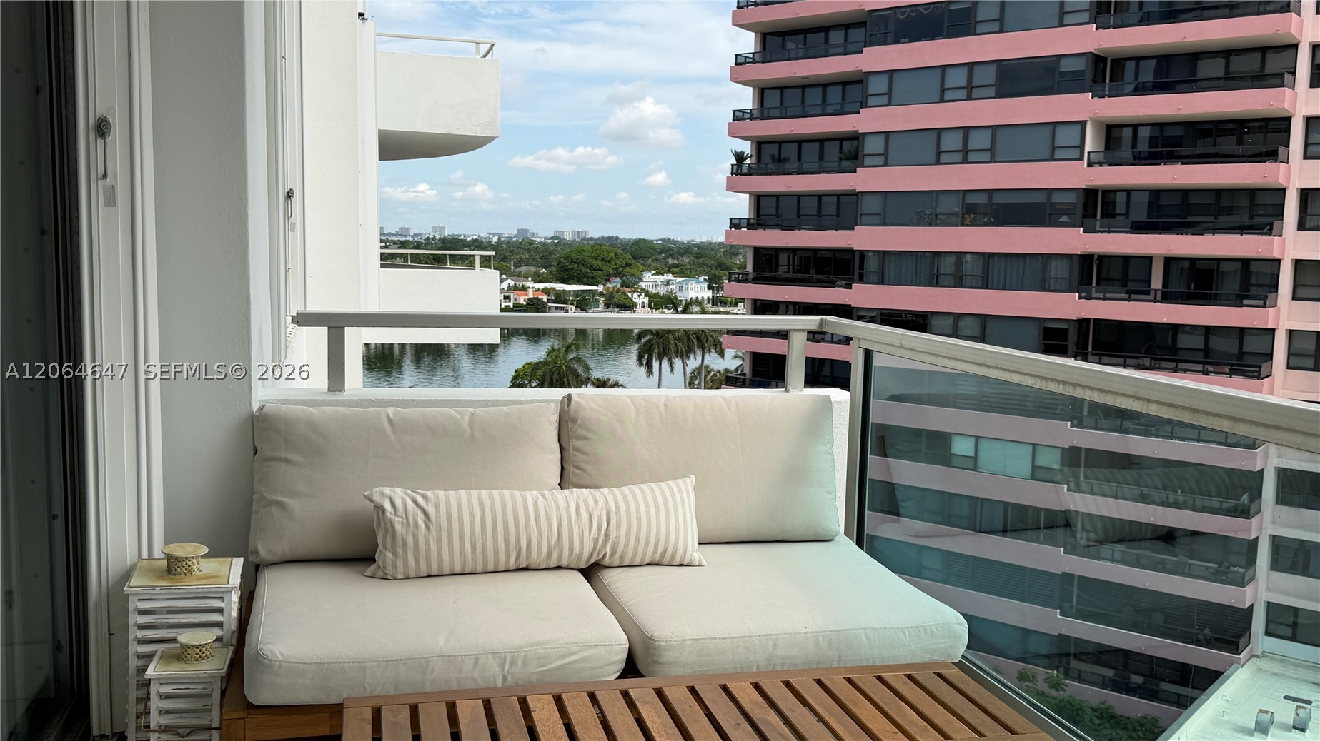 5161 Collins Ave #1003, Miami Beach FL 33140