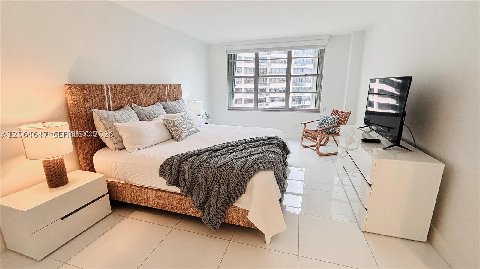 5161 Collins Ave #1003, Miami Beach FL 33140