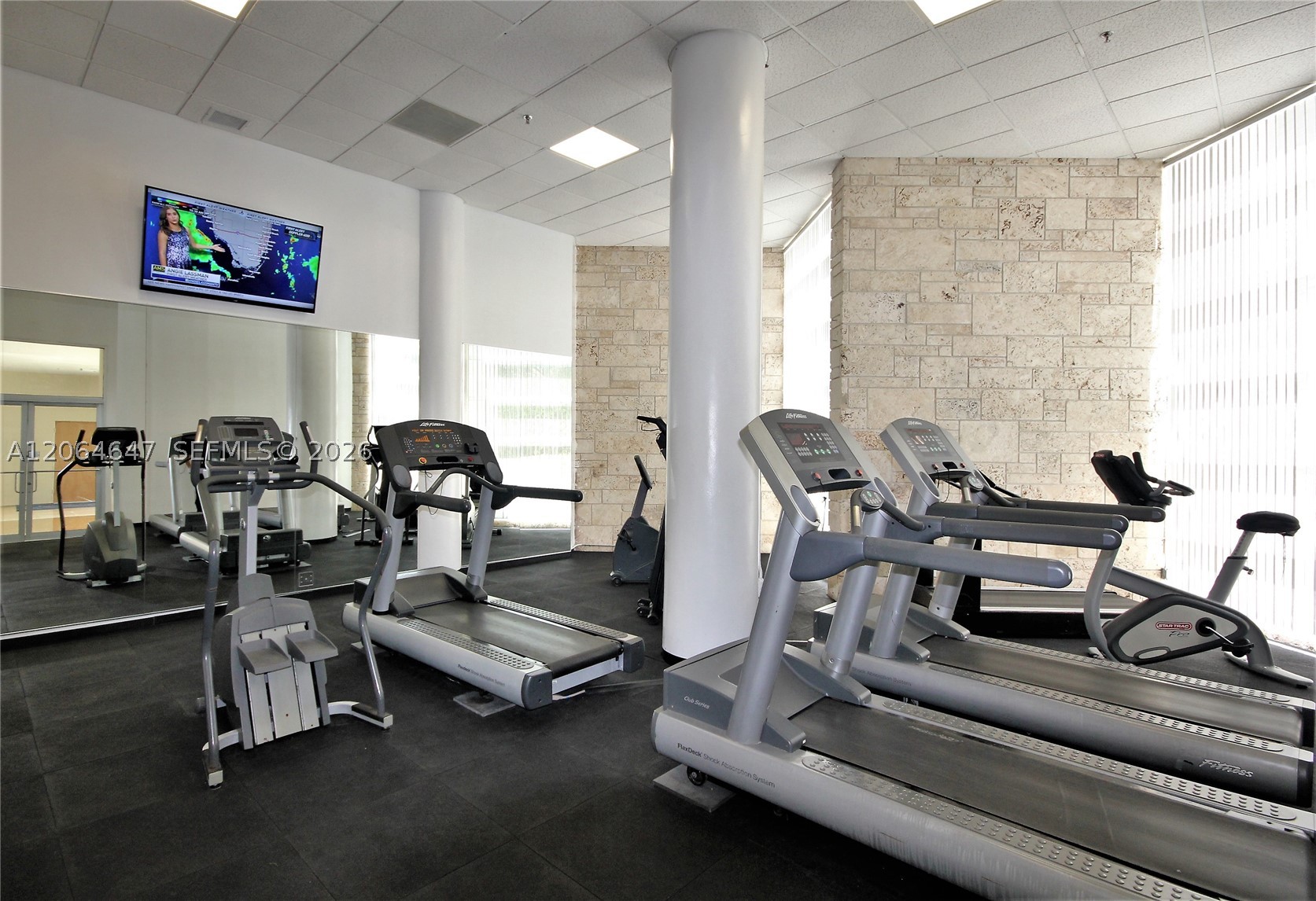 5161 Collins Ave #1003, Miami Beach FL 33140