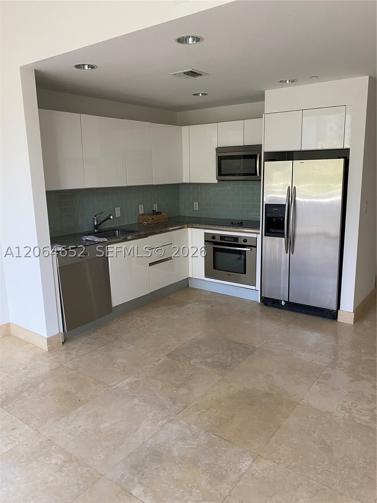 1050 Brickell Ave #220, Miami FL 33131