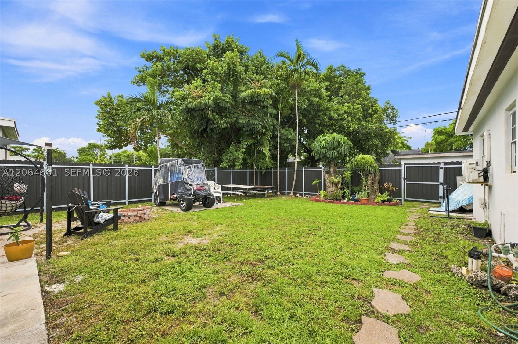 240 Carlisle Dr, Miami Springs FL 33166