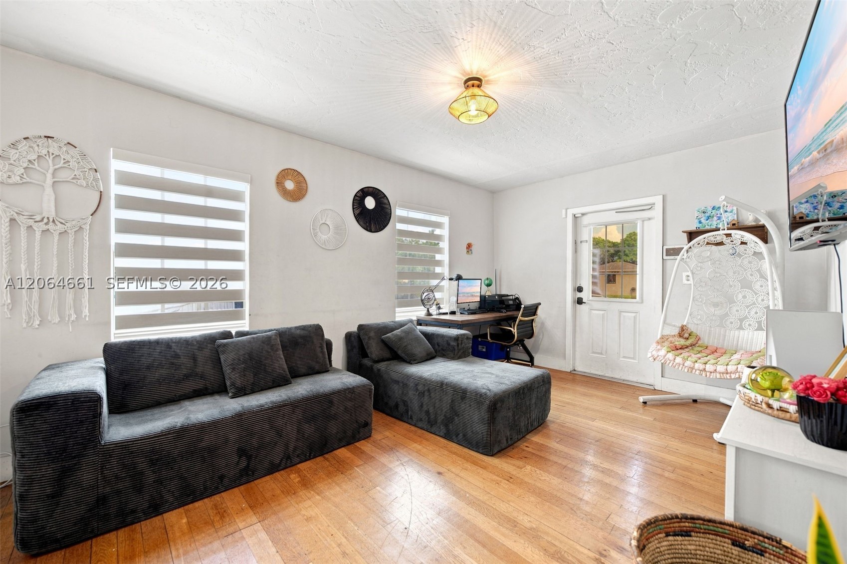 240 Carlisle Dr, Miami Springs FL 33166