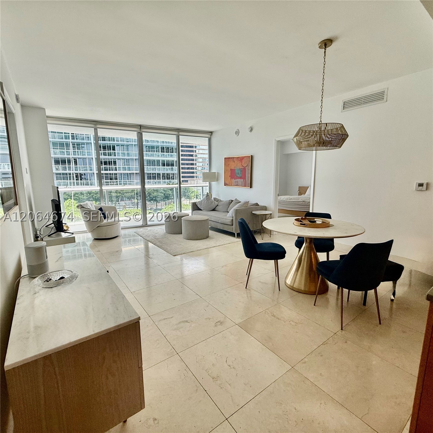 475 Brickell Ave #1609, Miami FL 33131