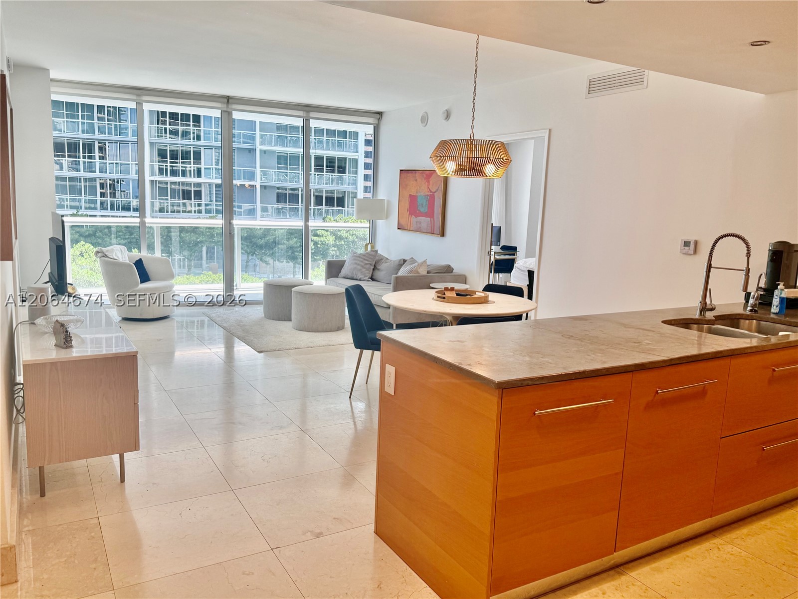475 Brickell Ave #1609, Miami FL 33131