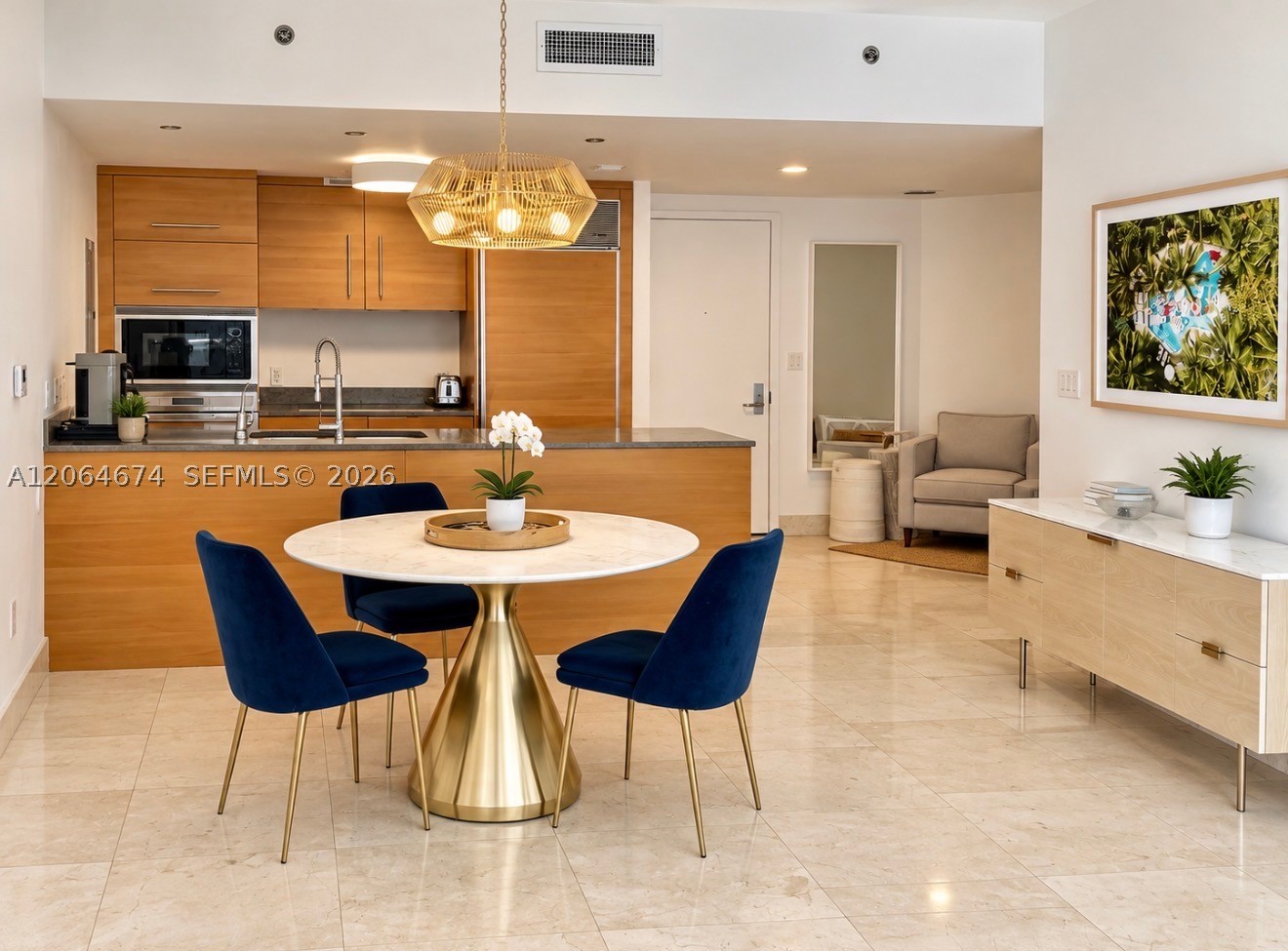 475 Brickell Ave #1609, Miami FL 33131