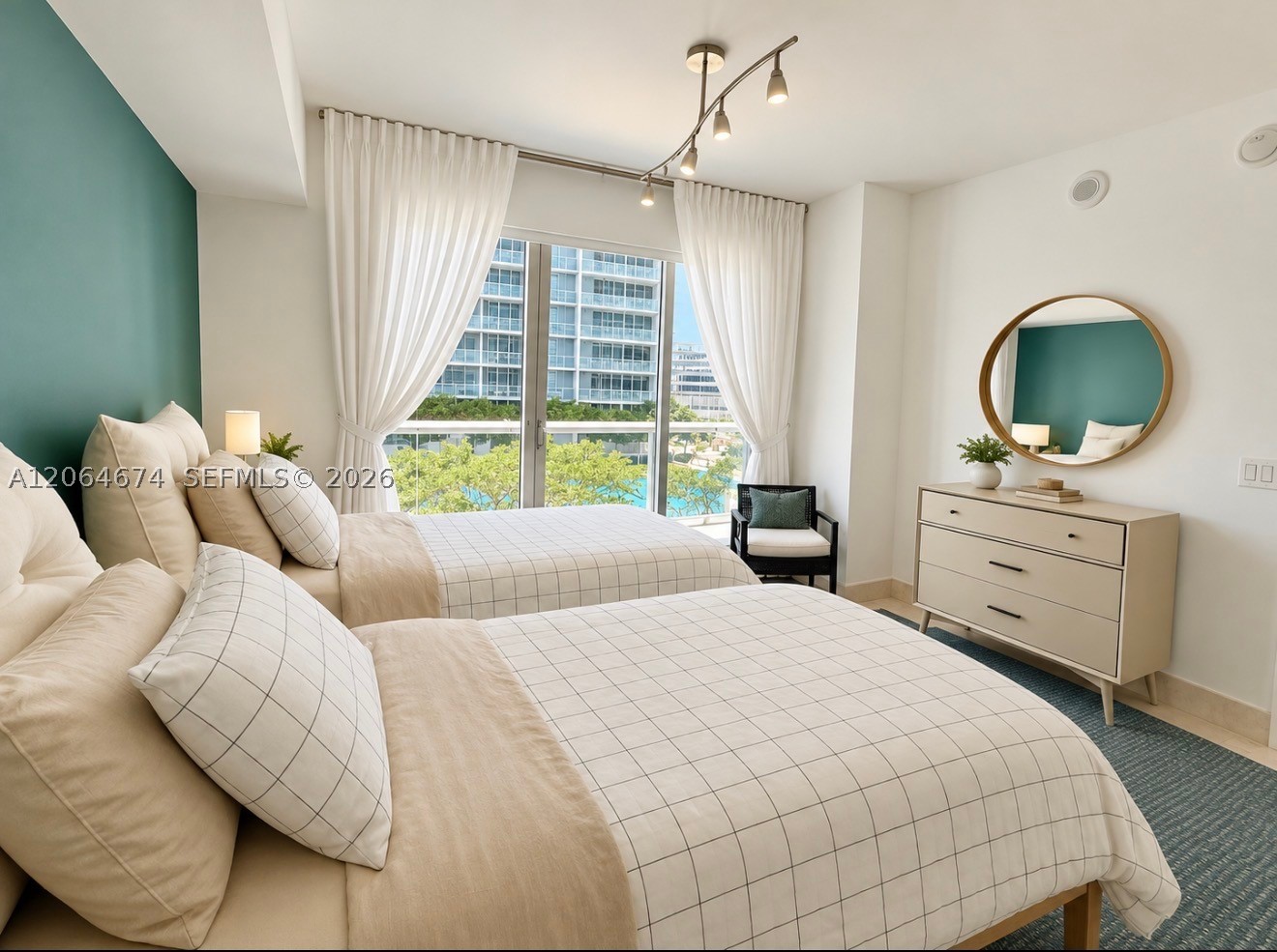 475 Brickell Ave #1609, Miami FL 33131