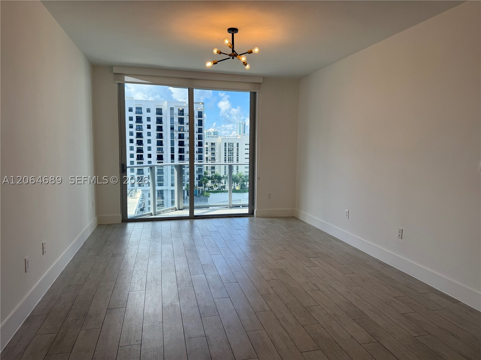 1010 SW 2nd Ave #1501, Miami FL 33130