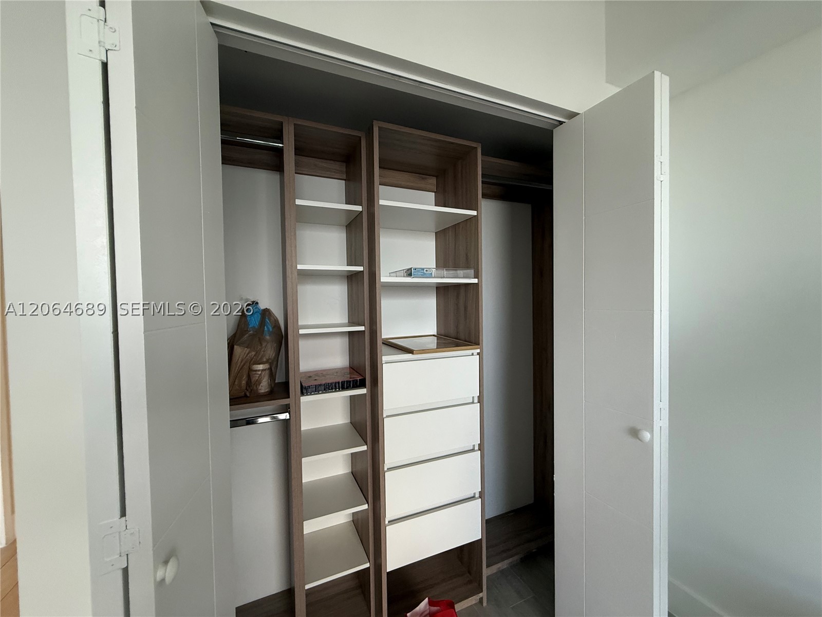 1010 SW 2nd Ave #1501, Miami FL 33130