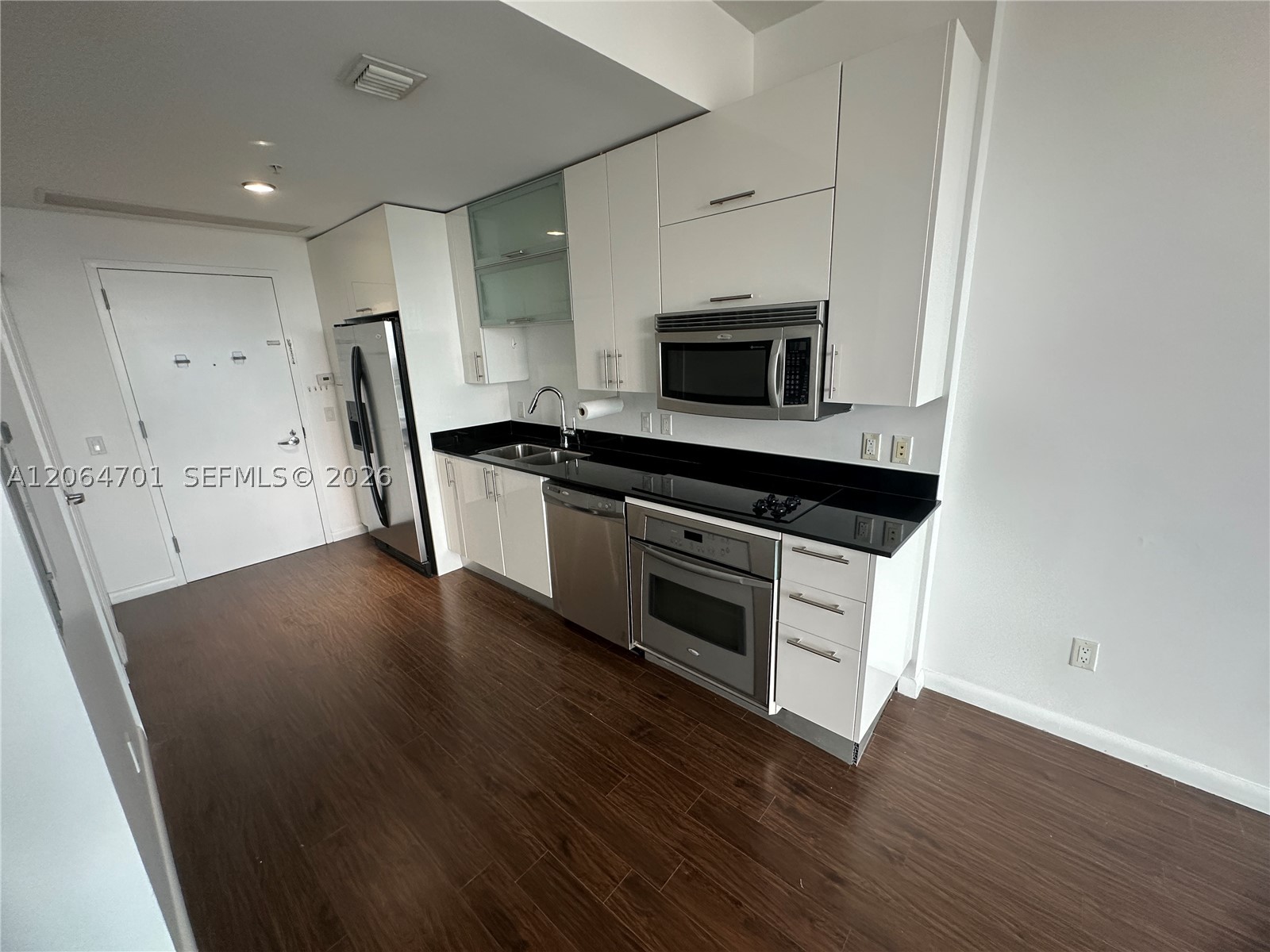 60 SW 13th St #1919, Miami FL 33130