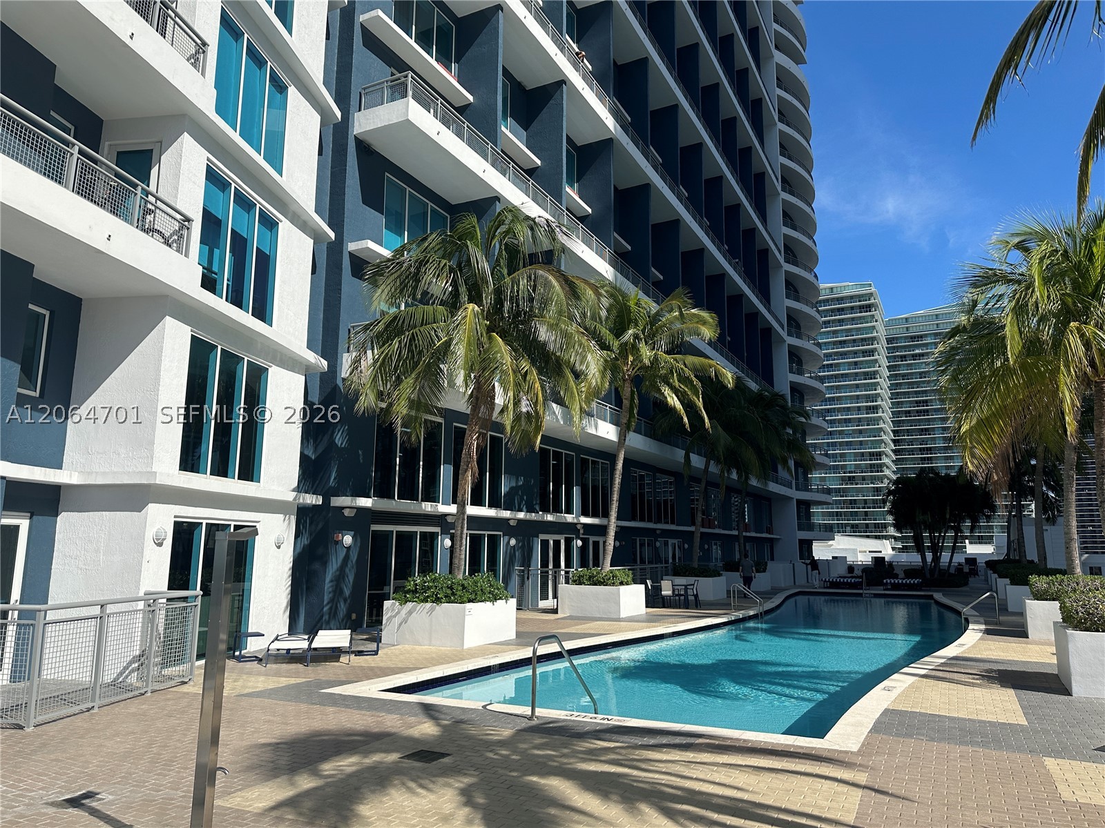 60 SW 13th St #1919, Miami FL 33130