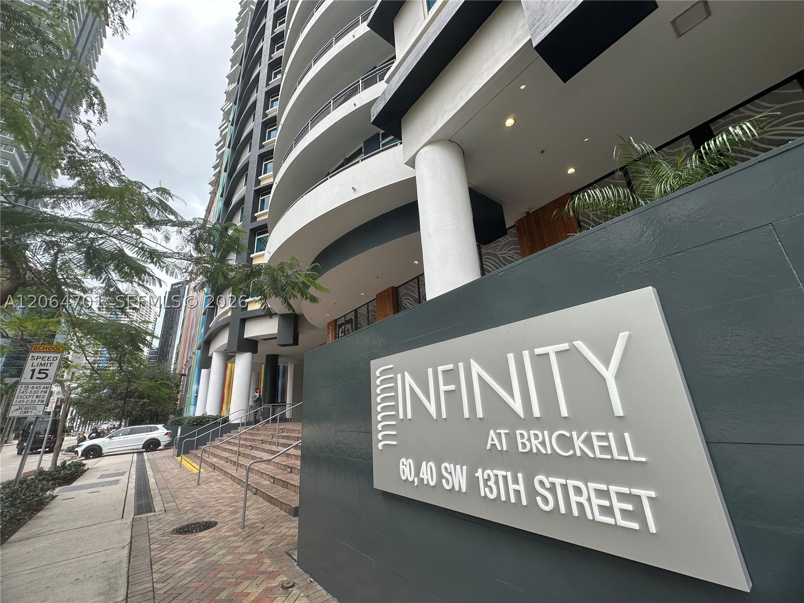60 SW 13th St #1919, Miami FL 33130