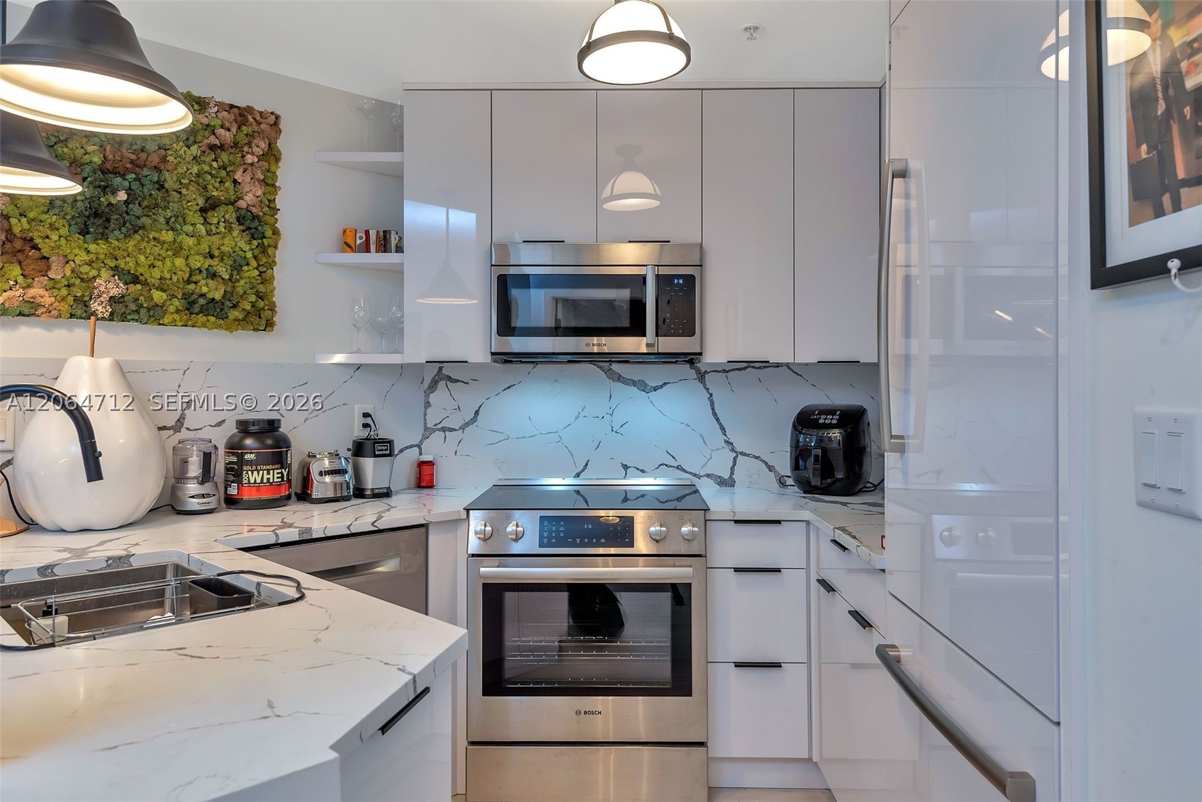 1 Century Ln #203, Miami Beach FL 33139