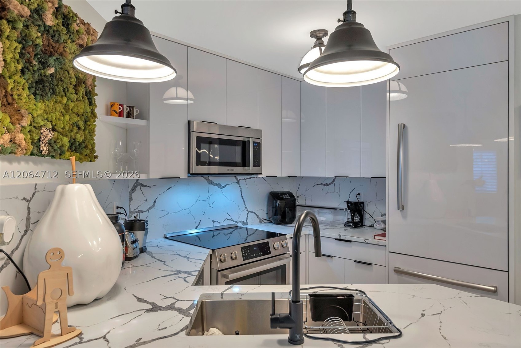 1 Century Ln #203, Miami Beach FL 33139