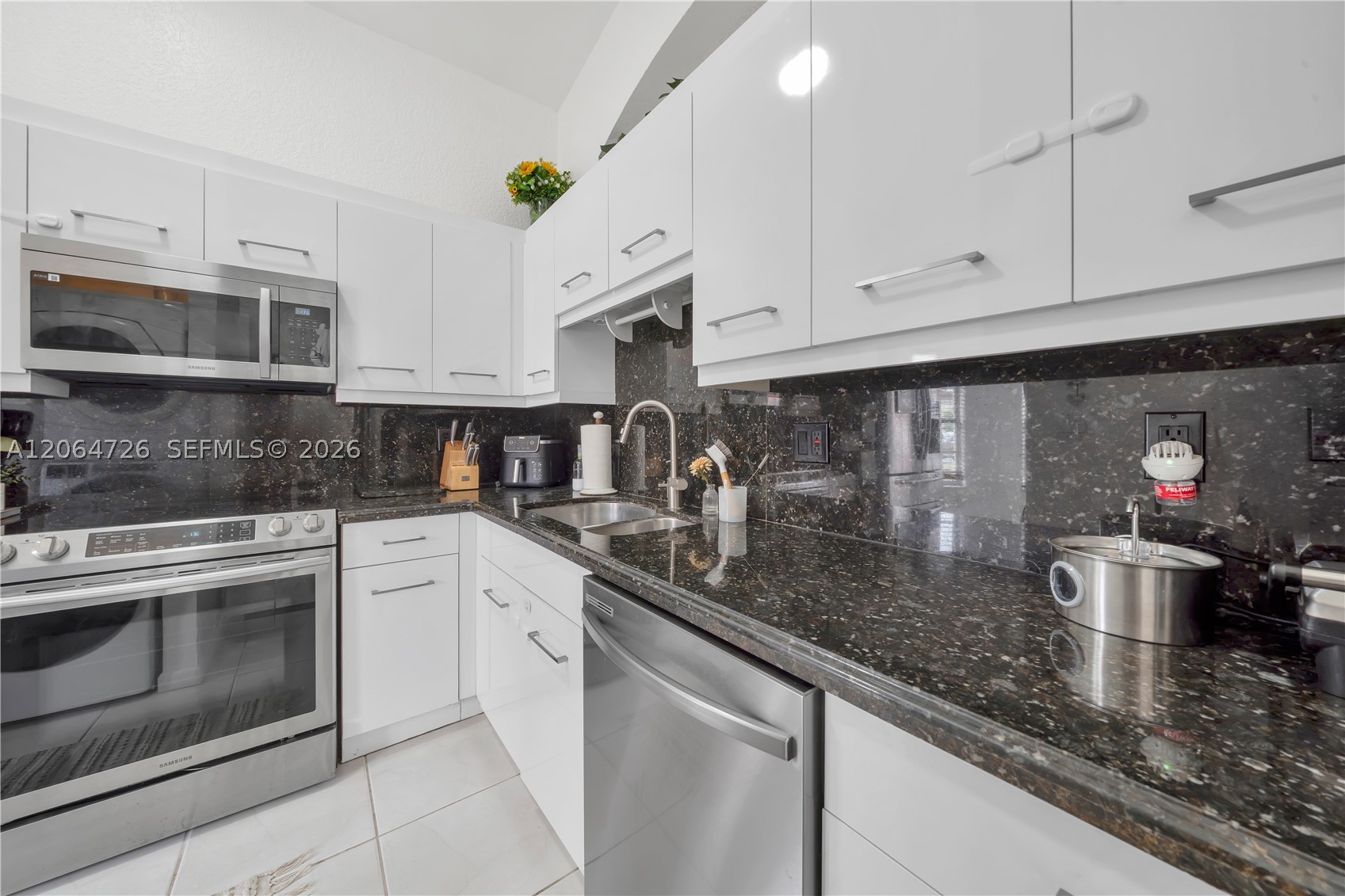 16220 SW 101st Ter, Miami FL 33196